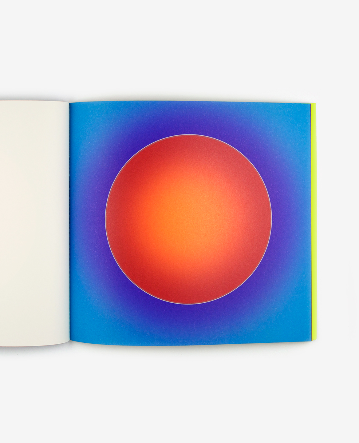 Soleil rouge du livre Au soleil