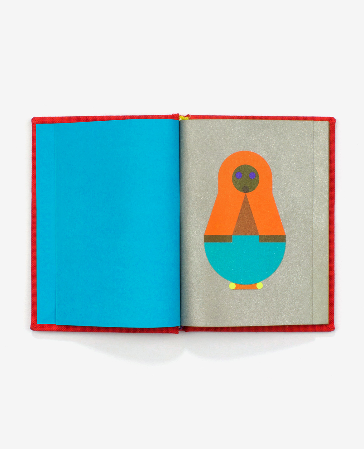 Opening page from the book Matriochka by Fanette Mellier published by Éditions du livre